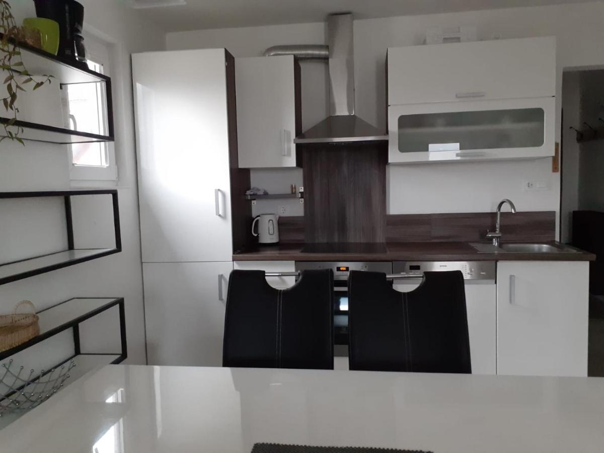 Apartma Javorscek 보베츠 외부 사진