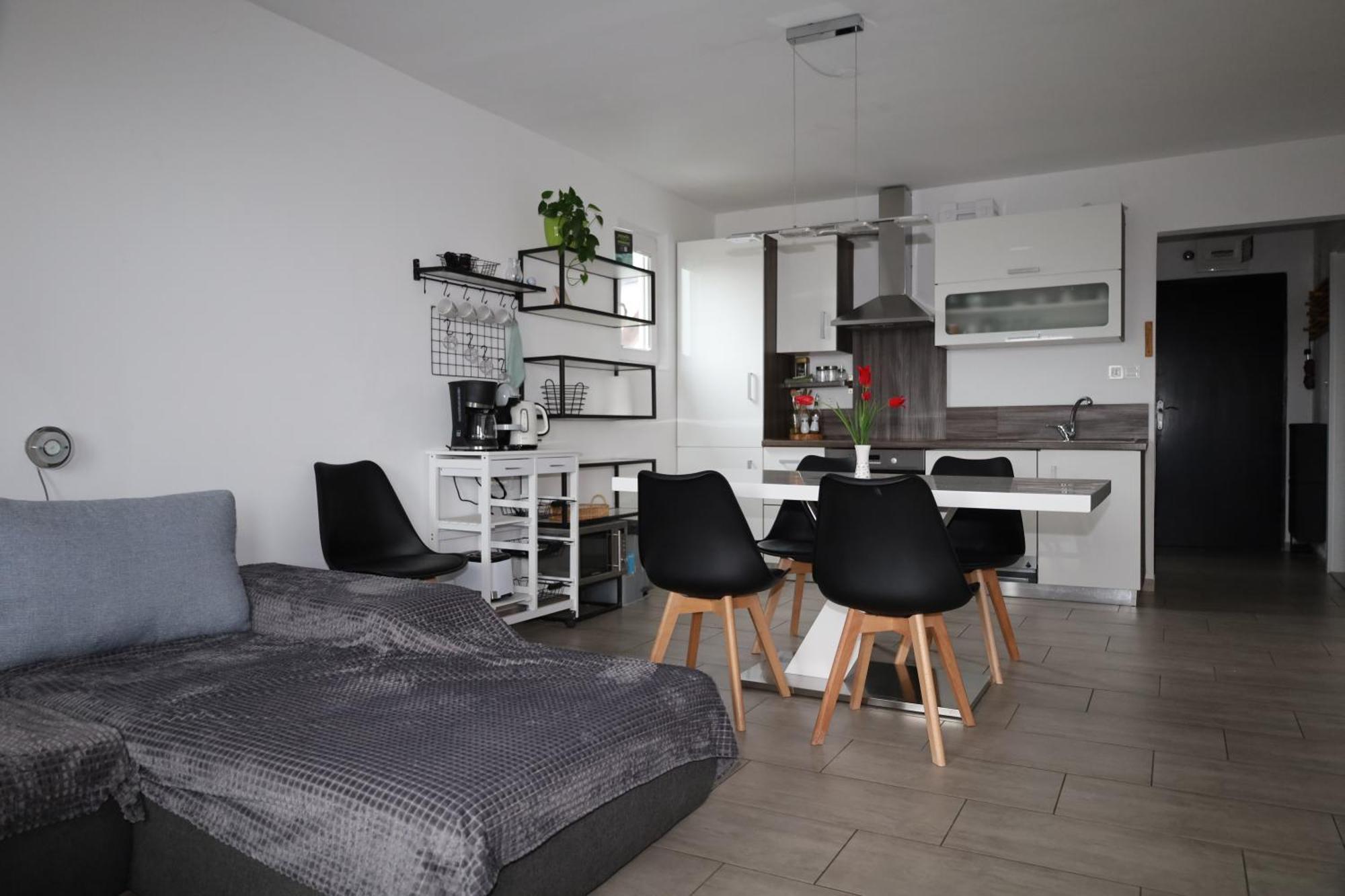 Apartma Javorscek 보베츠 외부 사진