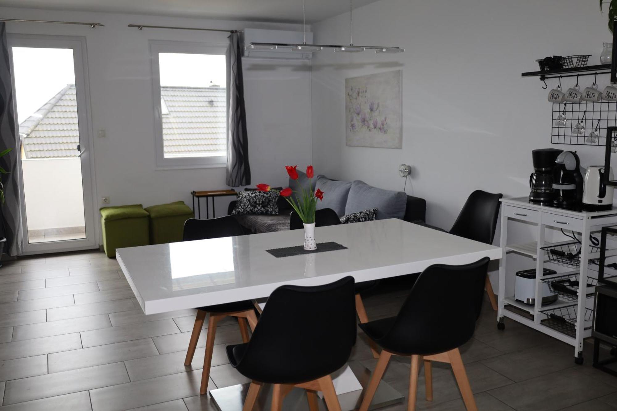 Apartma Javorscek 보베츠 외부 사진